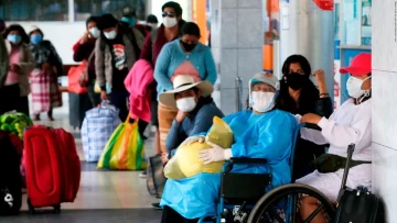 Perú supera los tres millones de casos de coronavirus, casi el 10% de su población