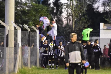 Sangre y descompensación: impactantes imágenes de jugadores de Peñarol en San Luis