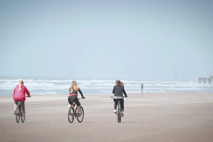 Cómo será la temporada de verano en las playas de la Costa Atlántica, en plena pandemia