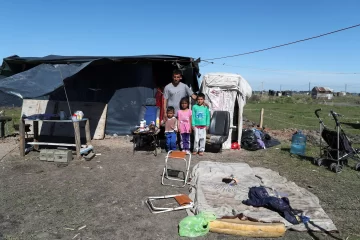 La pobreza trepó 5,5 puntos y ya afecta al 40,9% de los argentinos