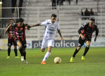 Patronato igualó con Godoy Cruz en el partido de ida de la Copa de la Superliga