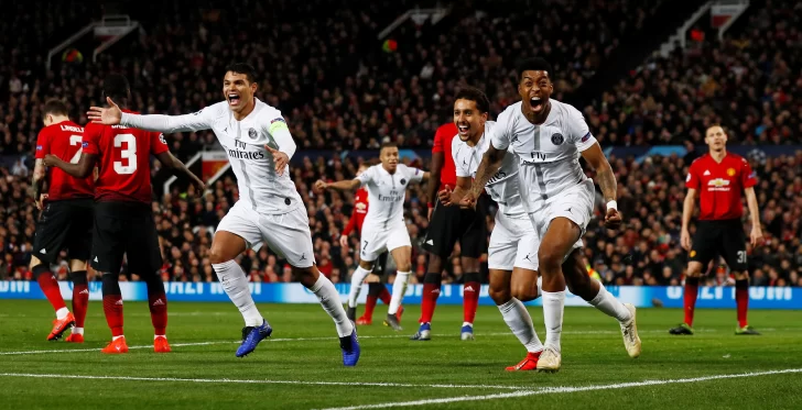 Di María la rompió en el triunfazo de visitante del PSG ante el Manchester United