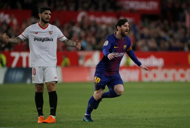 Messi entró y salvó el invicto de Barcelona