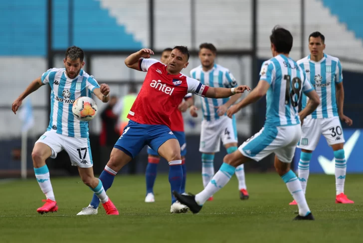 Racing sufrió una sorpresiva derrota ante Nacional