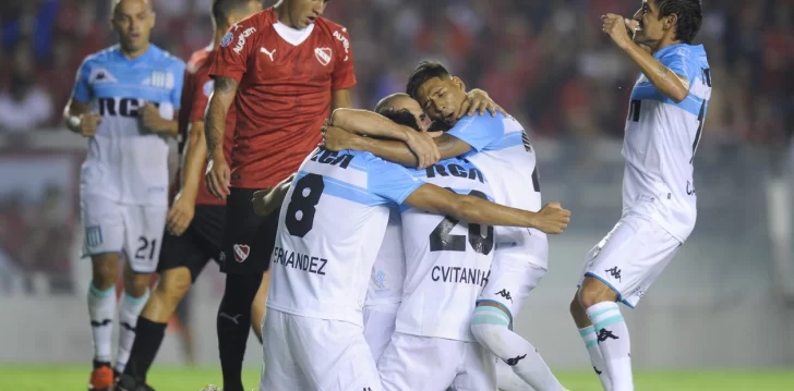 Racing goleó a Independiente 3 a 1 y se quedó con el superclásico