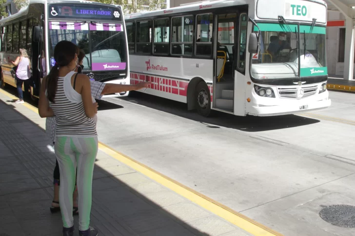 No hubo acuerdo y habrá paro de colectivos por 72 horas la próxima semana