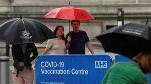 Aumentan los casos de Covid en personas vacunadas y no vacunadas en el Reino Unido