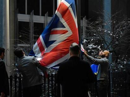 El Brexit se hizo efectivo y la UE quitó la bandera británica de sus edificios