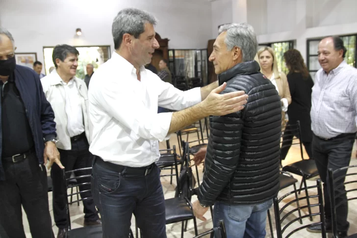 Referentes y funcionarios de los distintos partidos sanjuaninos se reunieron en el retiro