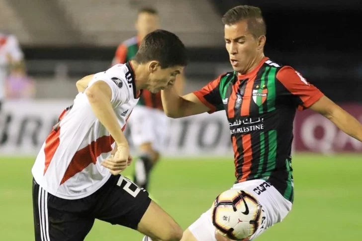 La barra de Colo-Colo amenazó con suspender el partido de Palestino y River