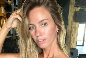 Rocío Guirao Díaz lució su cuerpo en microbikini