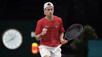 Schwartzman volvió a ganar, pasó a cuartos en París y se acerca al Master de Londres