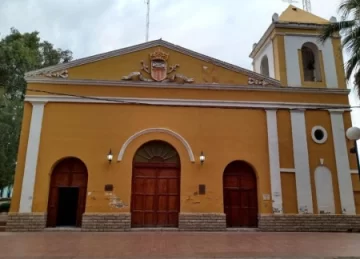 Inhabilitaron el centenario edificio de una parroquia de Jáchal por daños estructurales