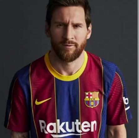 Barcelona sacó a la venta su nueva camiseta con la imagen de Messi y estallaron los memes