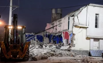 Dos personas fallecieron tras derrumbarse una vivienda en San Luis