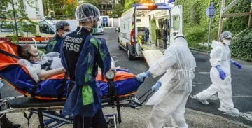 Francia analiza trasladar pacientes con coronavirus a Alemania por saturación de hospitales