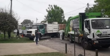 Sacan siete camiones de basura de la casa de un acumulador de La Plata