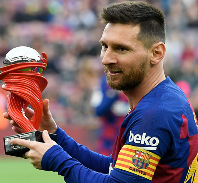 Messi. el único en el equipo de la década