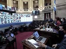 El Senado sesiona para postergar las elecciones y votar cambios a la Ley de Ganancias