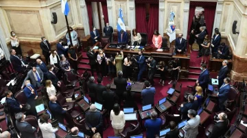 Antes de perder el control del Senado, el oficialismo convalidó 48 decretos