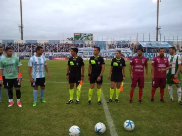 Sportivo cayó 2 a 0 ante el Racing de Mostaza Merlo