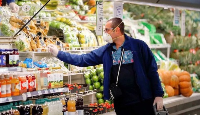 Por sobreprecios en alimentos, clausuraron 12 supermercados en el país