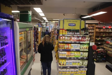 Los supermercados mantuvieron sus ventas en abril, primer mes de aislamiento pleno