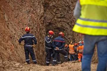 Marruecos: los rescatistas están a centímetros de Rayan, el niño que cayó a un pozo