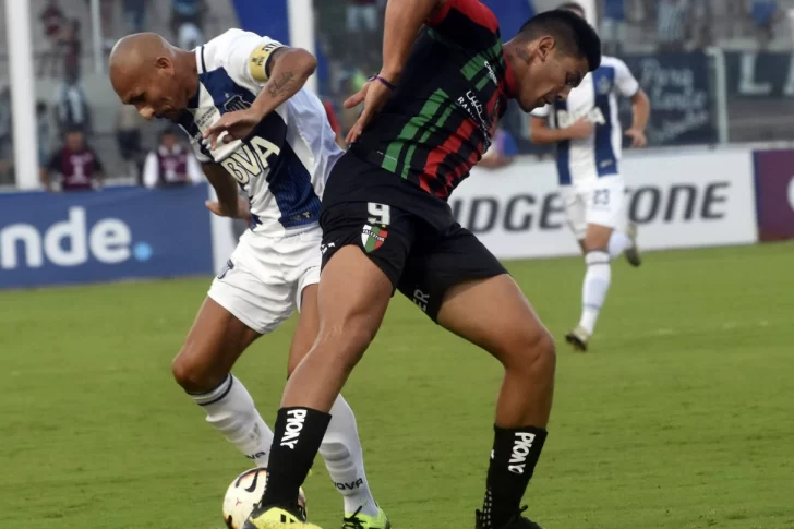 Talleres ganaba, pero se quedó y empató con Palestino en la ida