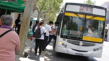 El pasaje de colectivo costaría “entre 500 y 600 pesos” sin el subsidio, según empresarios del transporte sanjuanino