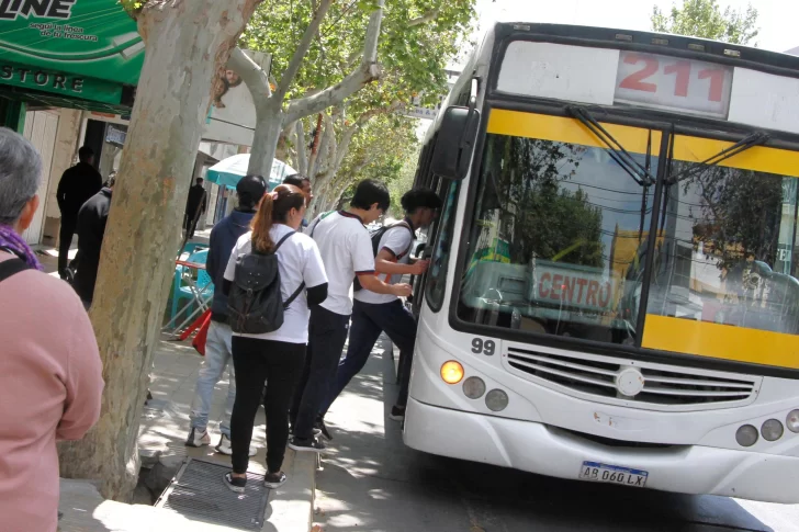 El pasaje de colectivo costaría “entre 500 y 600 pesos” sin el subsidio, según empresarios del transporte sanjuanino