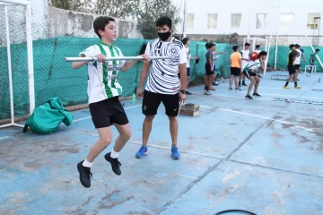 Con los clubes a puertas cerradas, son las escuelitas de fútbol el boom en pandemia