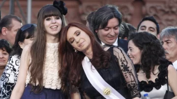 Pidieron elevar a juicio oral la causa contra CFK y sus hijos por Hotesur