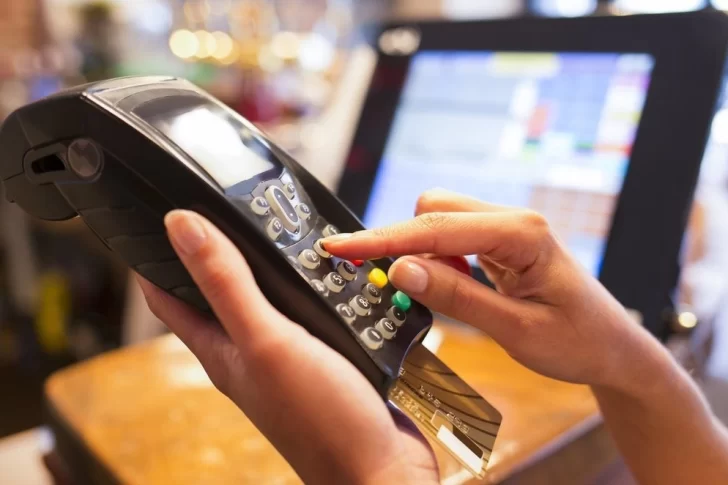 AFIP extendió la devolución a jubilados del 15% por compras con tarjeta de débito