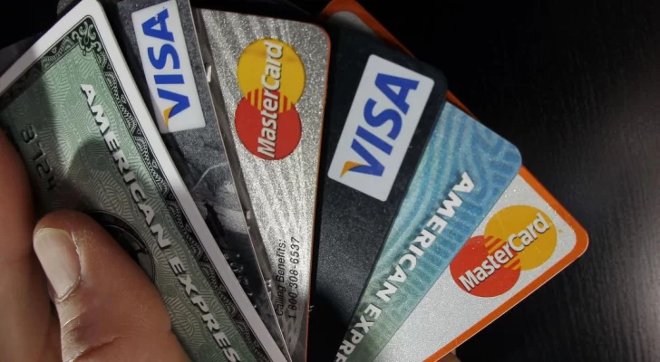 El Central da plazo hasta el 13 de abril para pagar el resumen de las tarjetas de crédito