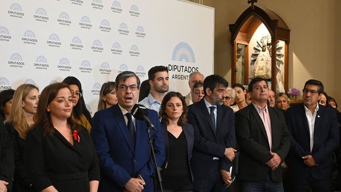 Fracasó la sesión preparatoria pero Cecilia Moreau seguirá al frente de Diputados