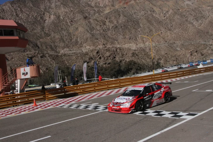 Quieren que el STC 2000 tenga 2 fechas seguidas: una en El Zonda y otra en El Villicum