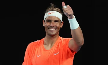 Nadal avanza a paso firme y ya está en octavos de final