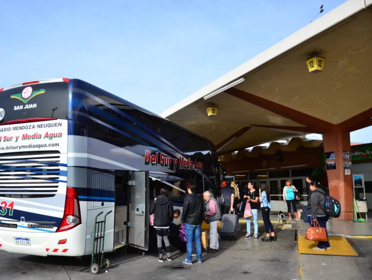 UTA anunció a un paro nacional de los colectivos de larga distancia por 72 horas