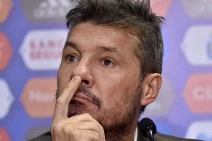 El picante tuit de Marcelo Tinelli tras una acusación de Riquelme