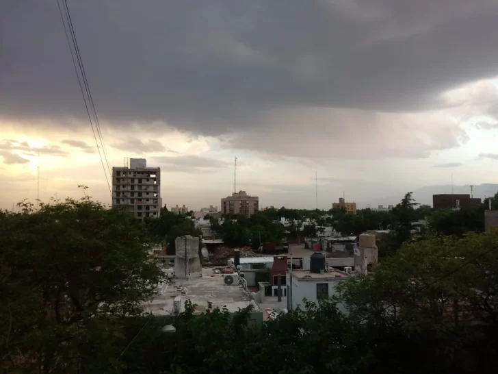 Tormenta de Santa Rosa en San Juan, en VIVO: rige un alerta por “lluvias fuertes” para la noche del jueves y primeras horas del viernes