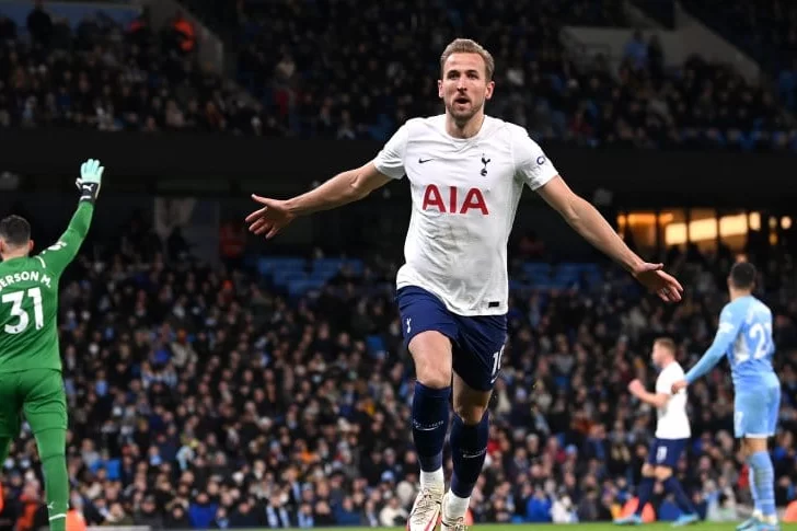 Tottenham, con argentino Cristian “Cuti” Romero como titular, derrotó a líder Manchester City