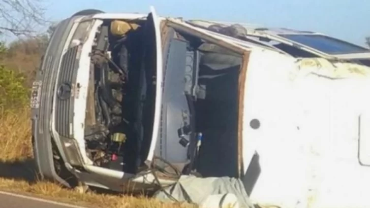 Dos muertos en un brutal choque en la autopista Córdoba-Rosario