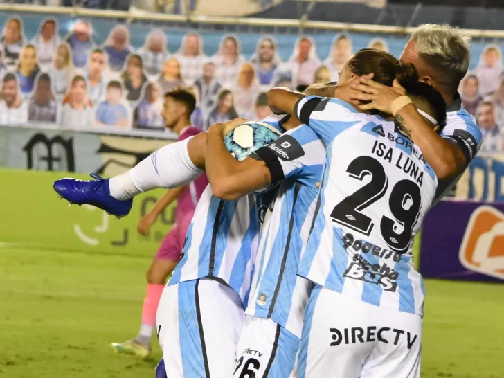 Atlético Tucumán goleó a Defensa y Justicia y por ahora clasifica a cuartos de final