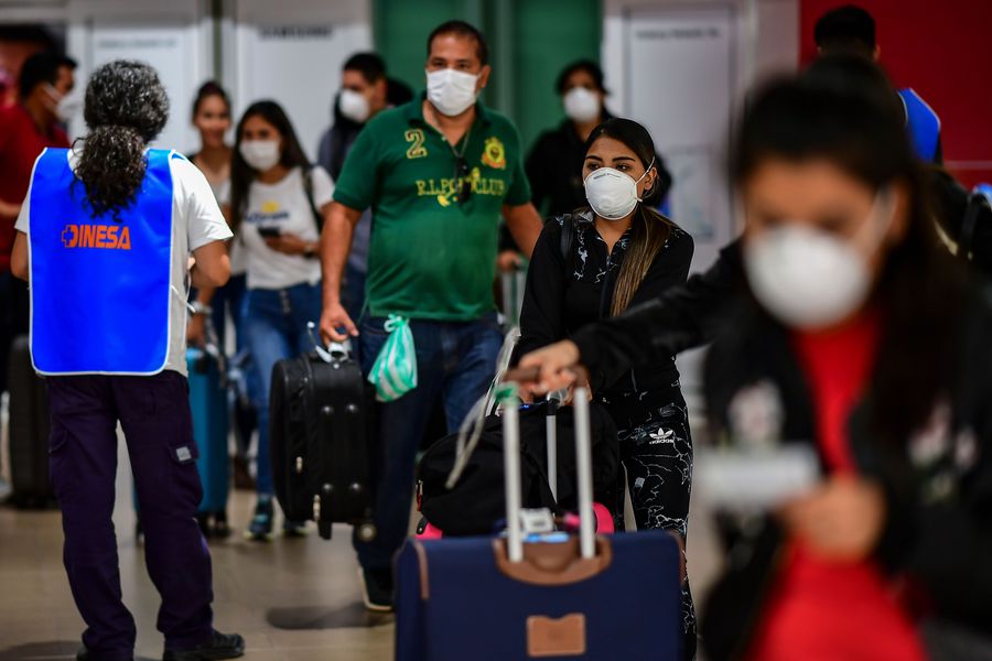 Impondrán fuertes restricciones a la salida de turistas al exterior