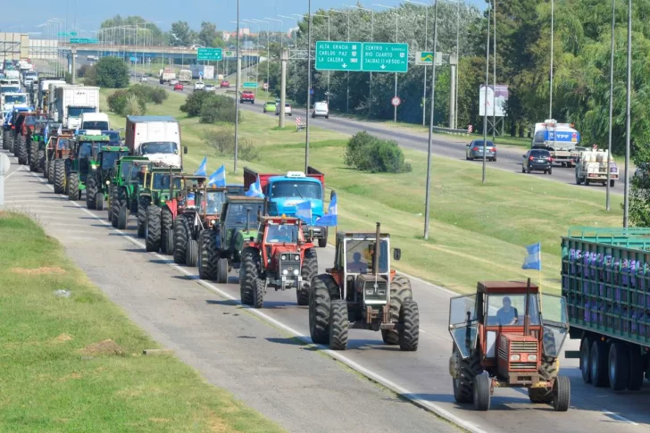 En el inicio del tractorazo, el Gobierno prometió que no subirán las retenciones al campo