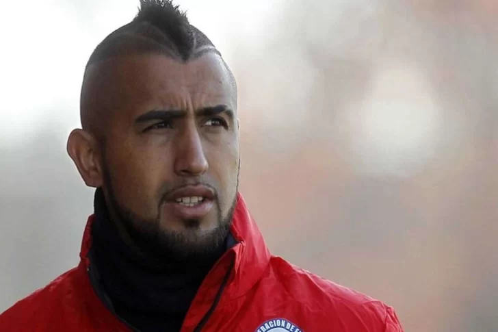 Arturo Vidal fue internado por complicaciones en su cuadro de coronavirus