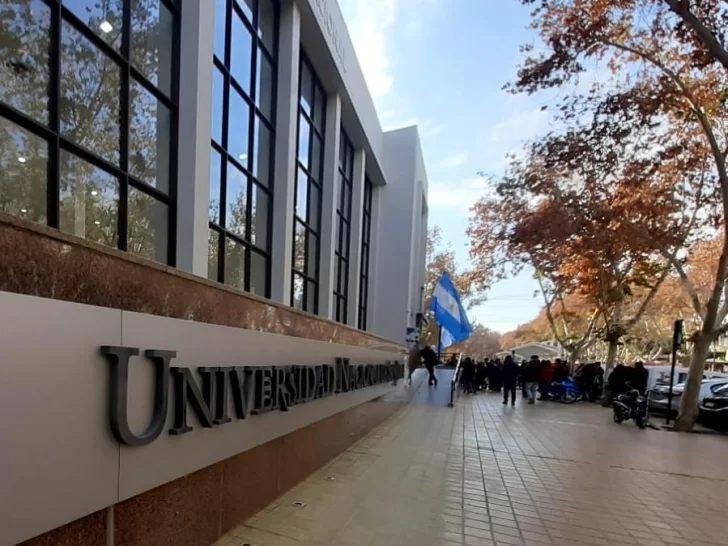 La UNSJ cruzó al funcionario nacional que dijo que en las universidades públicas “inventan” alumnos