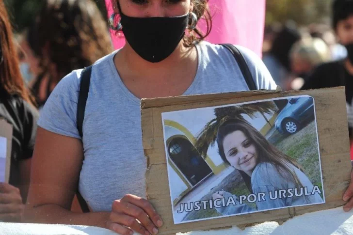 El presidente dijo que hay que ser “inflexibles” con los autores de los femicidios