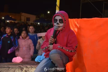 [GALERÍA DE FOTOS] Colorida celebración del Día de la Primavera en V° Iglesia